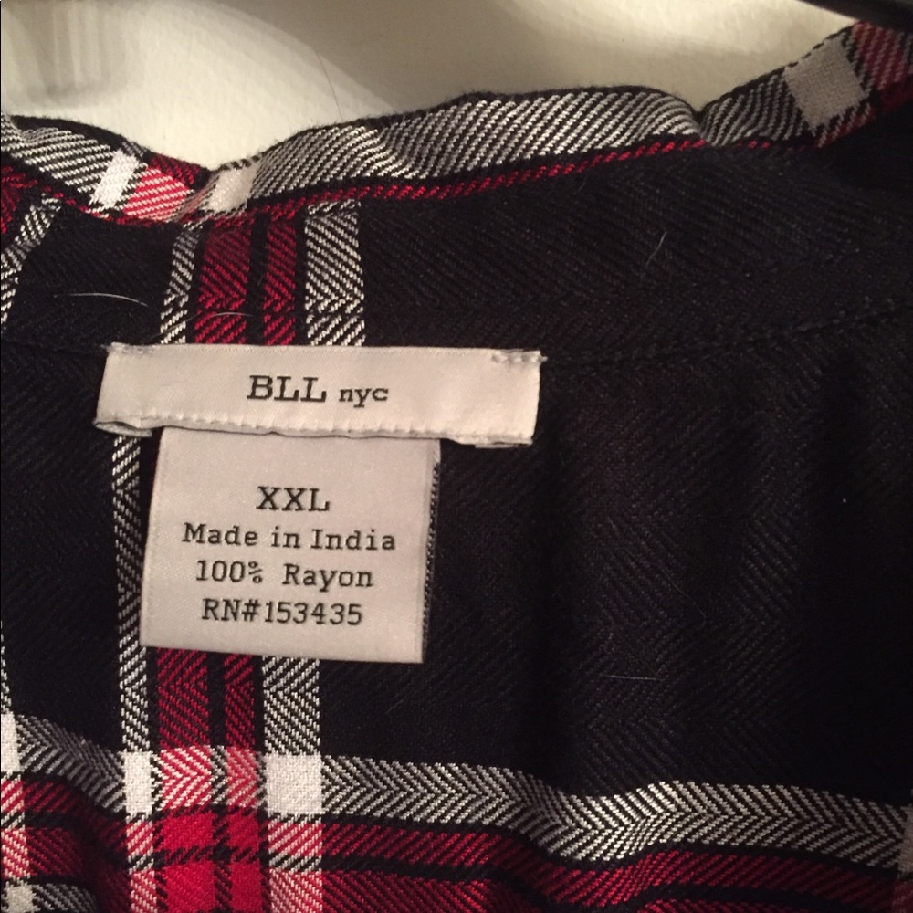 Flannel long sleeve come w/ toed leggings for free